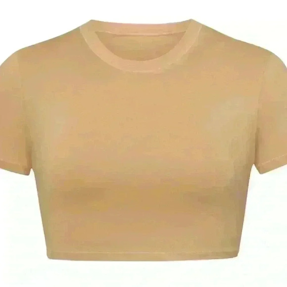 New with tags - Skims Recycled Swim T-Shirt. 2X - Picture 5 of 7